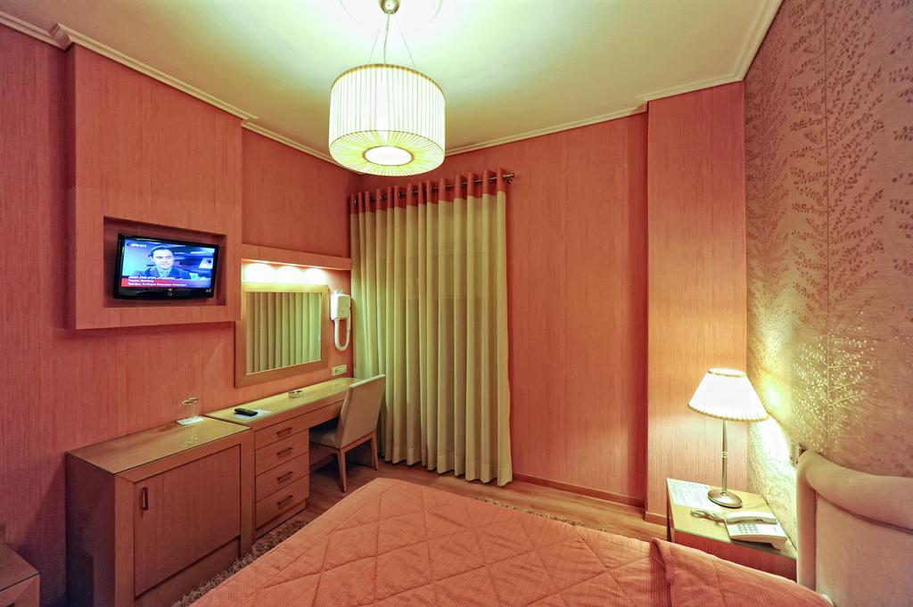 Haikos Hotel Kalamata Habitación foto